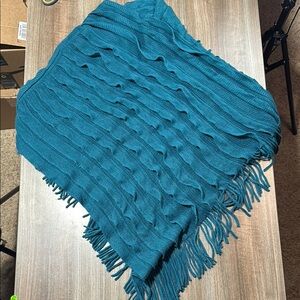 Tickled Pink— Woman’s Teal Fringed Knit Shawl— size M